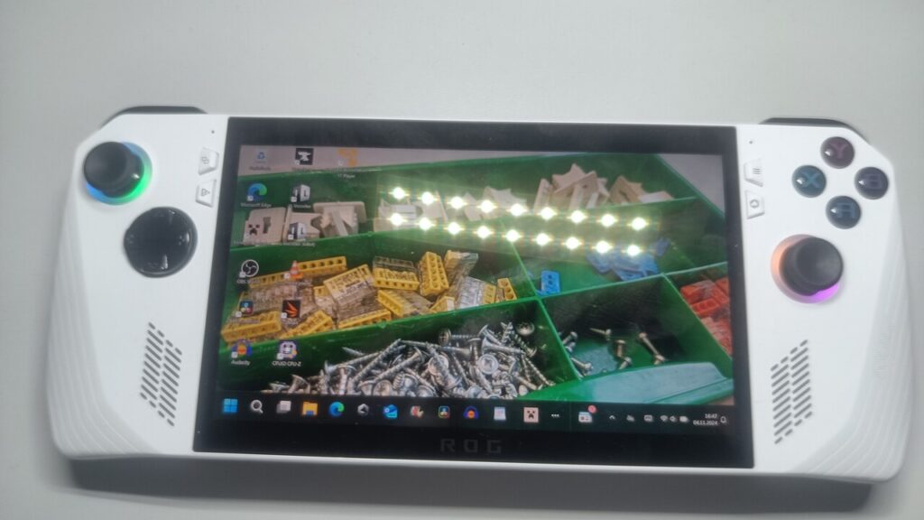 1280px-Asus_ROG_Ally